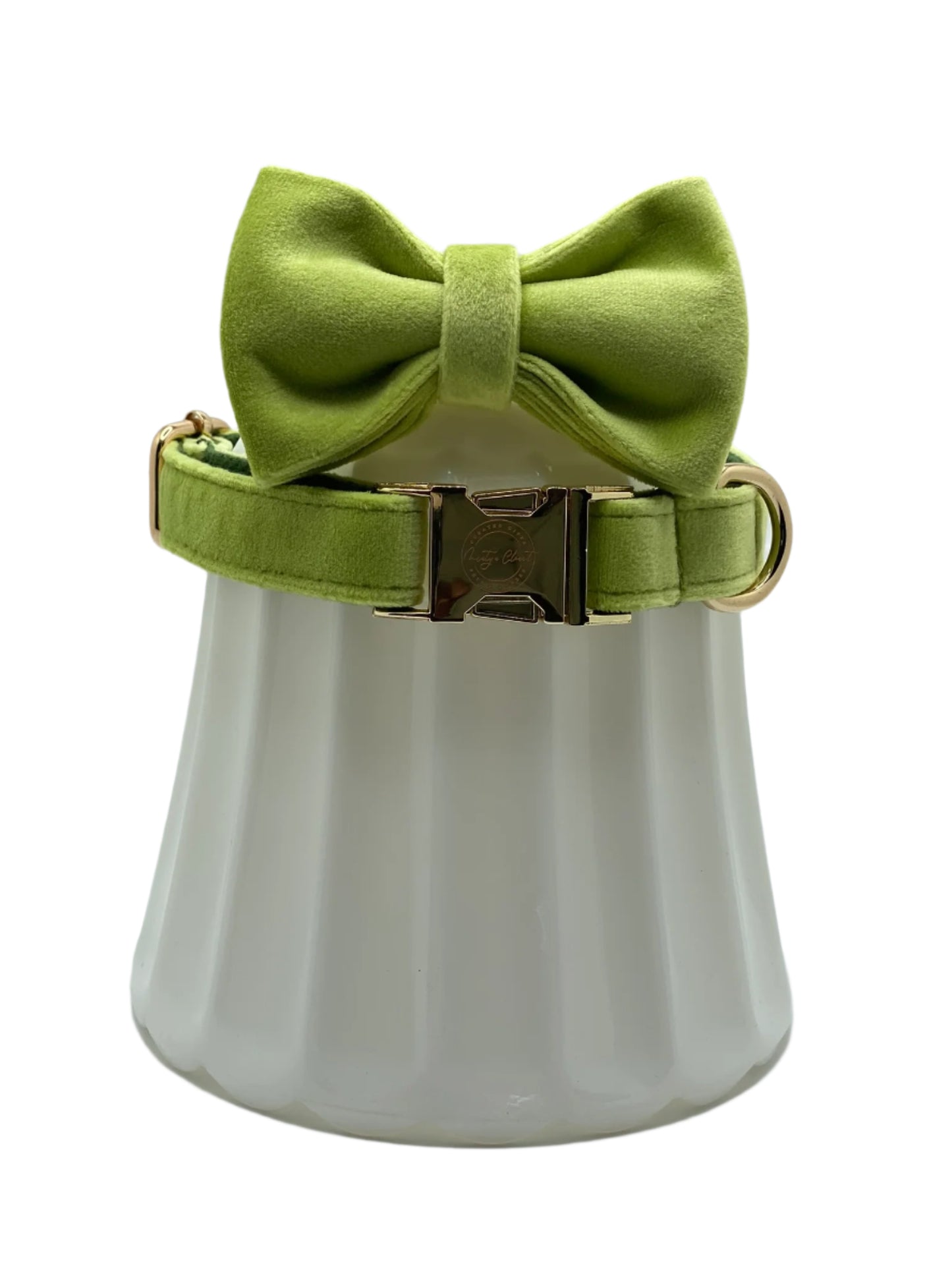 The Avocado Bowtie and Colllar Set