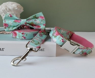 Classic Dog Collar & Bowtie Set – Blue Flower