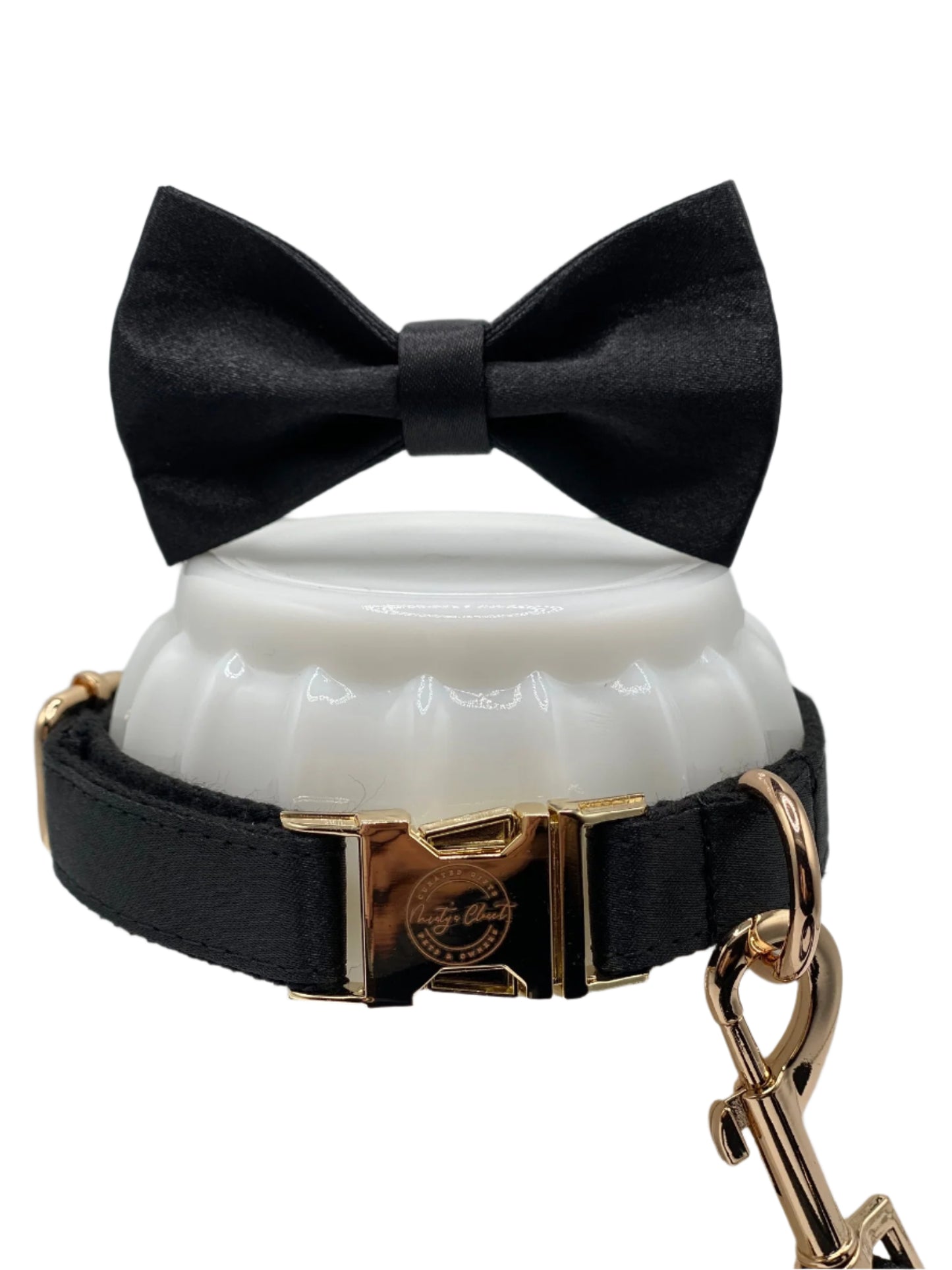 The Tuxedo Bowtie & Collar Set