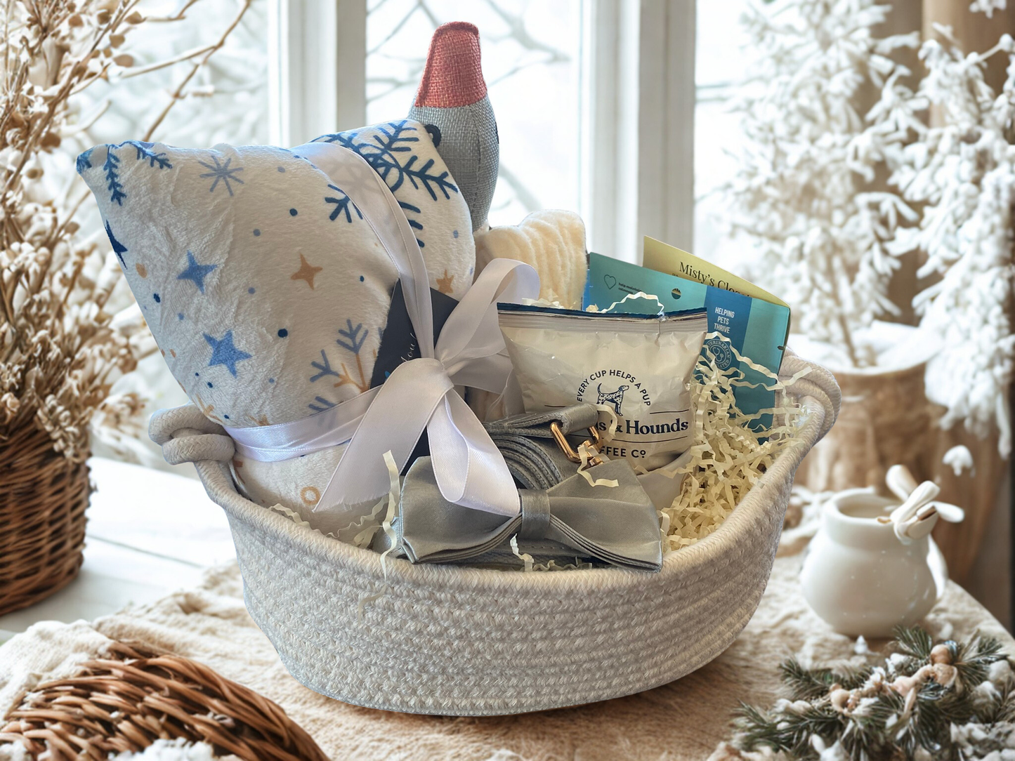 Christmas Petite Chic Dog Gift Baskets