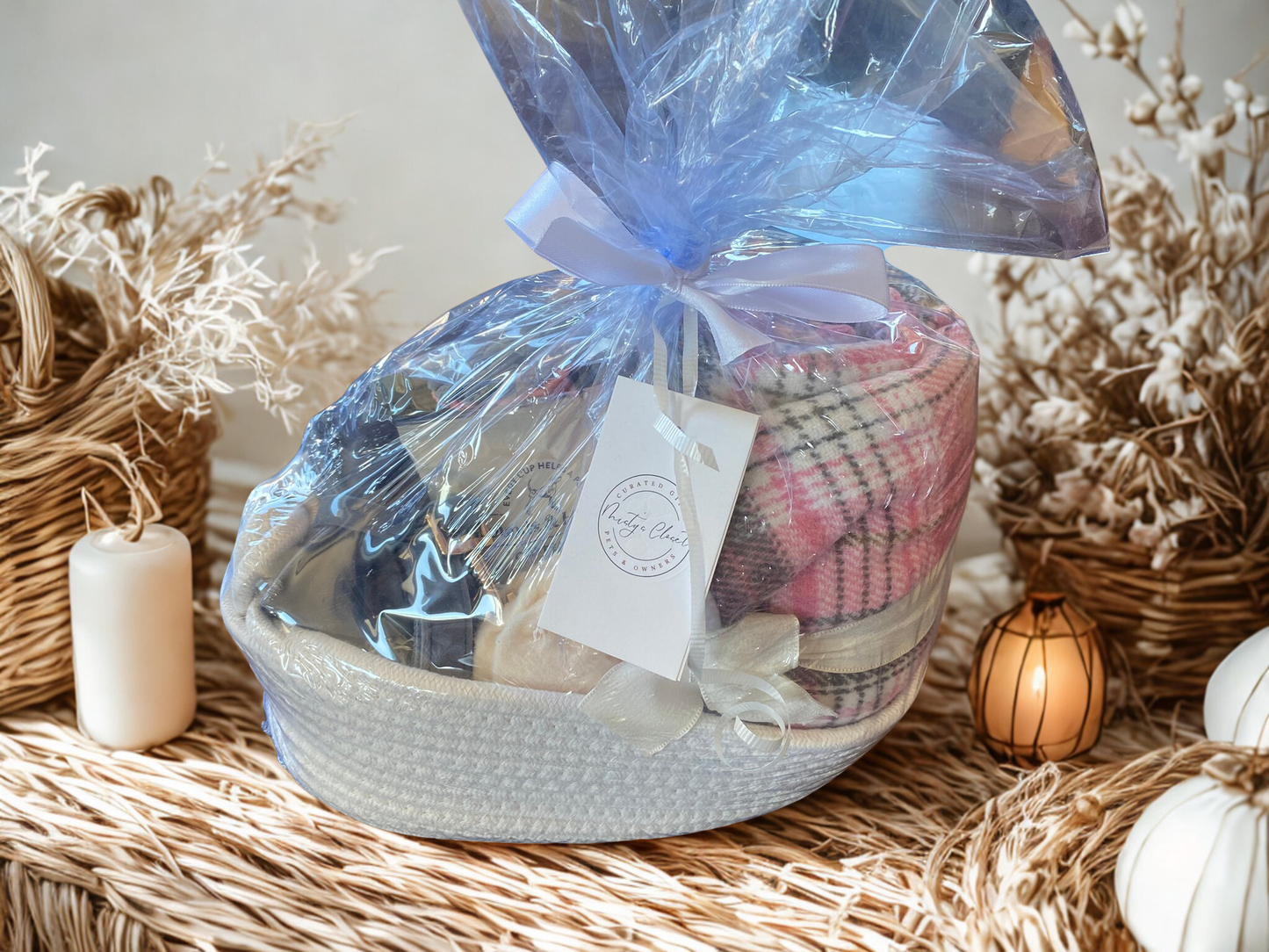 Christmas Petite Chic Dog Gift Baskets