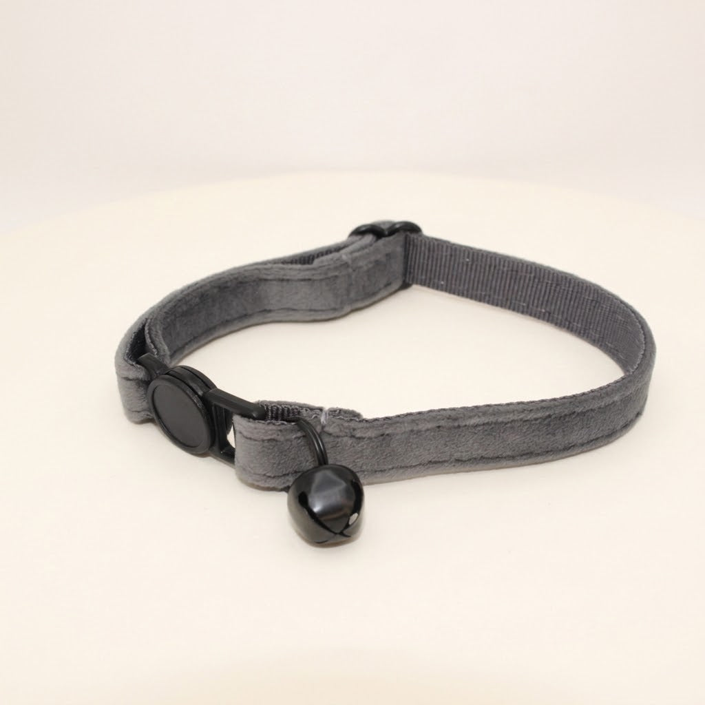Velvet Grey Cat Collar