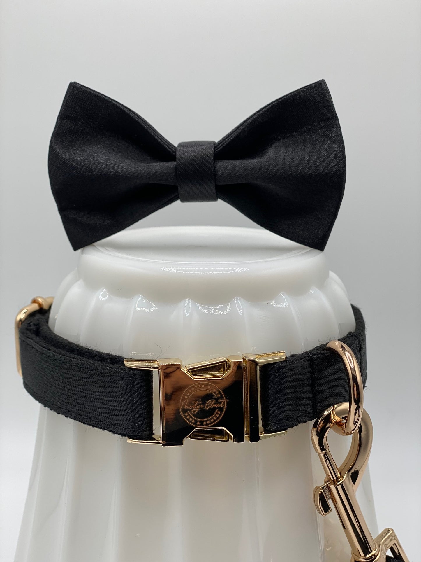 The Tuxedo Bowtie & Collar Set